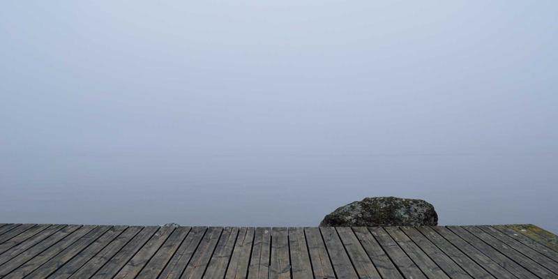 域名注册33：从网站托管到云服务器的完整数字身份构建指南